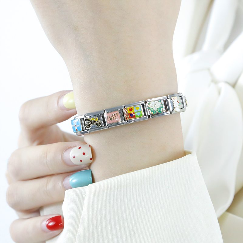 Hapiship Gốc Hoa Cúc Ngựa Yêu  - đánh giá và giá Butterfly Clasp Deployant