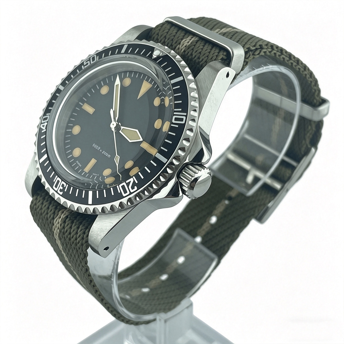 39.5mm Diver Retro Watch No Ca - đánh giá và giá Tropic Strap Vintage